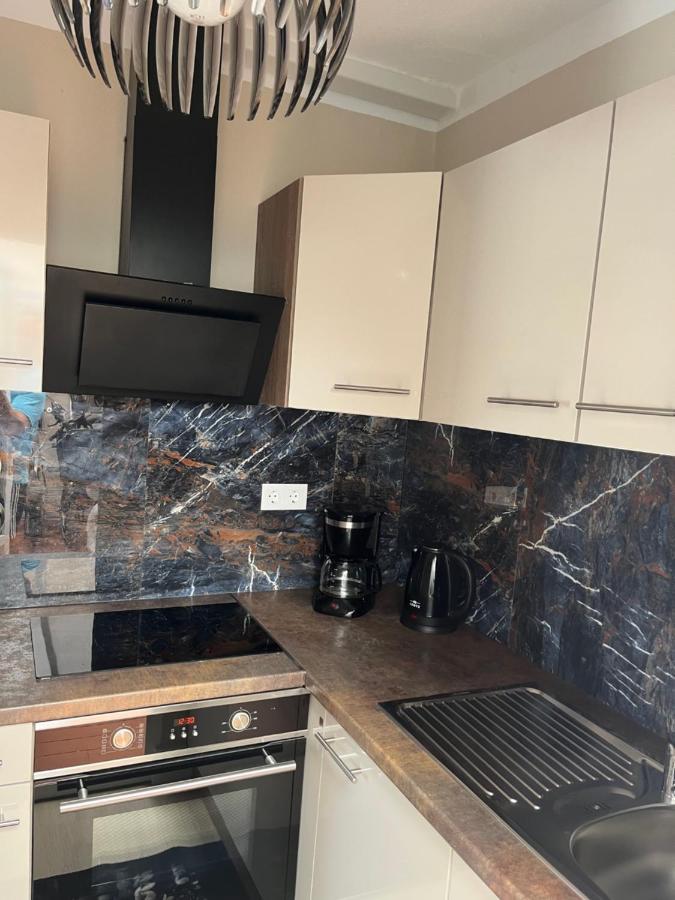 Appartement Villa-Celine Торевьиа Экстерьер фото